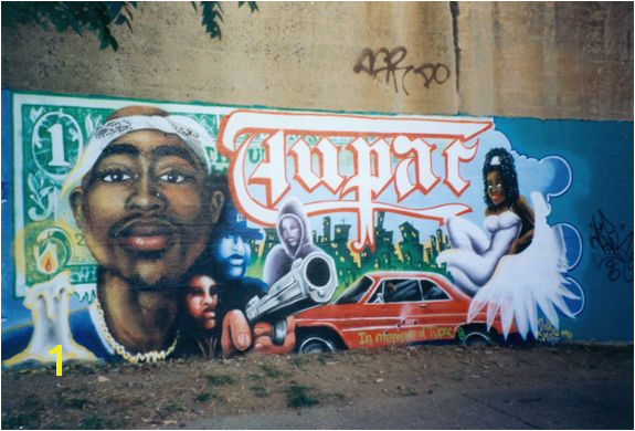 Tupac Wall Mural Lady Pink Tupac Mural 2000 Inspiration