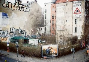 Manchester City Wall Mural Stadt Im Wandel Die Narben Berlins Kultur Tagesspiegel