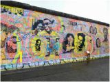 Sejarah Berlin Wall Mural Kiss Nabil Aizat Bin Abdul Rahman Crossing the Berlin Wall